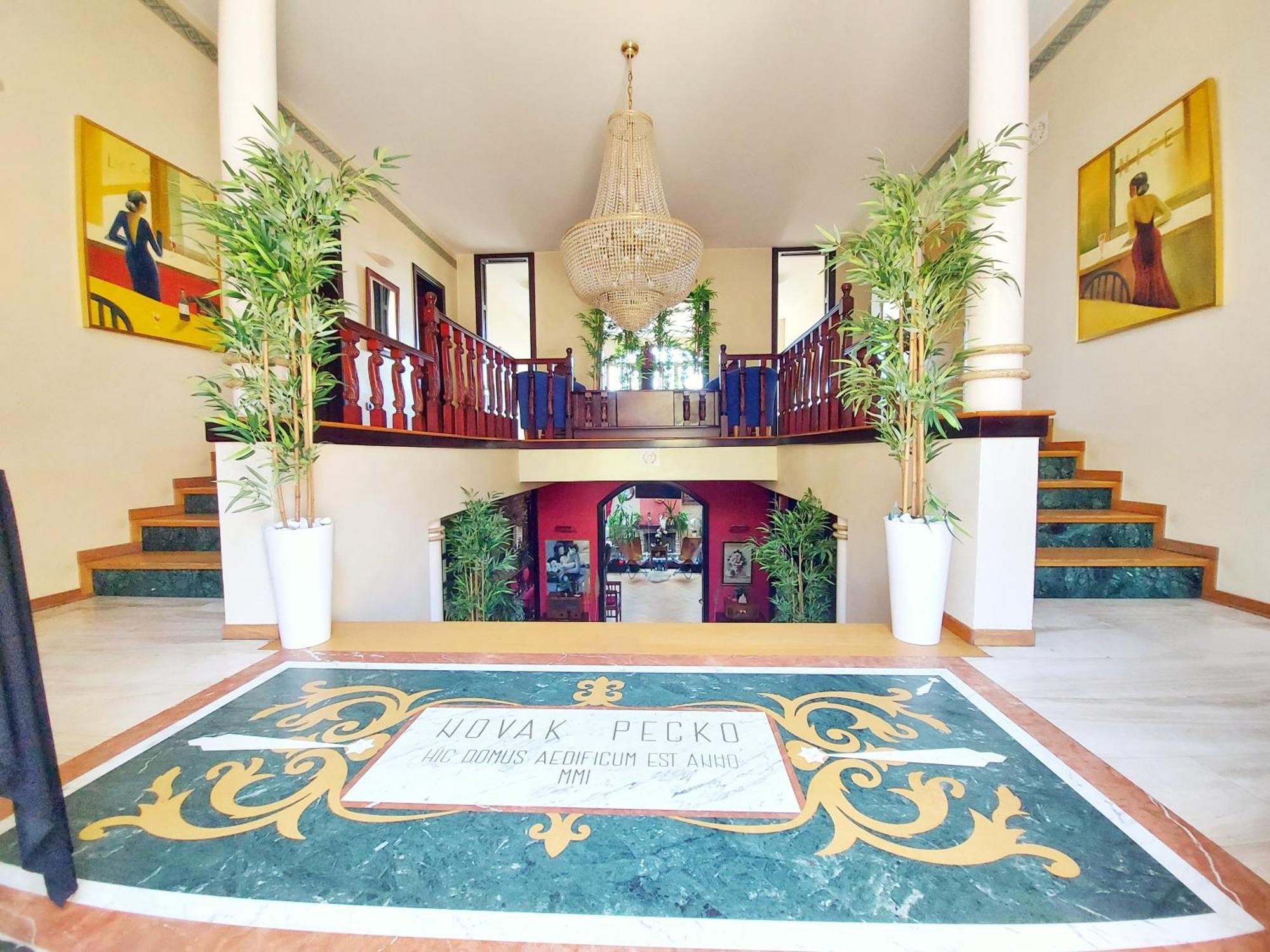 بلغراد Red Clay Apartments City Club المظهر الخارجي الصورة